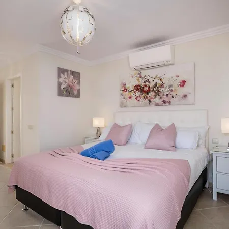 Вилла Casa Dubh Linn *