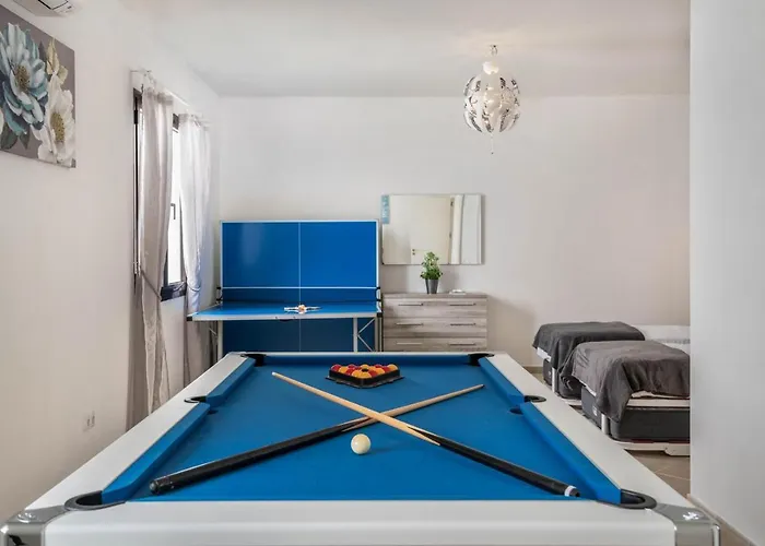 Casa Dubh Linn فيلة بلايا بلانكا